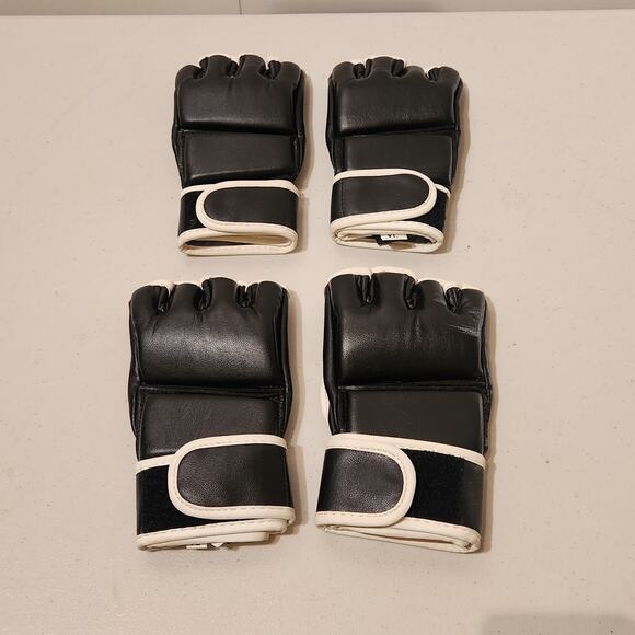 Lot Of 2 Youth Sz Large Black Universal Training Gloves MMA Grappling Striking - Picture 8 of 8